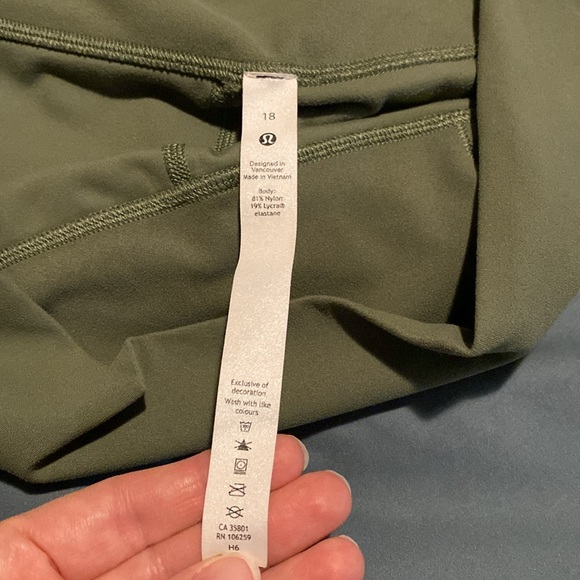 Lululemon Leggings - Picture 4 of 5